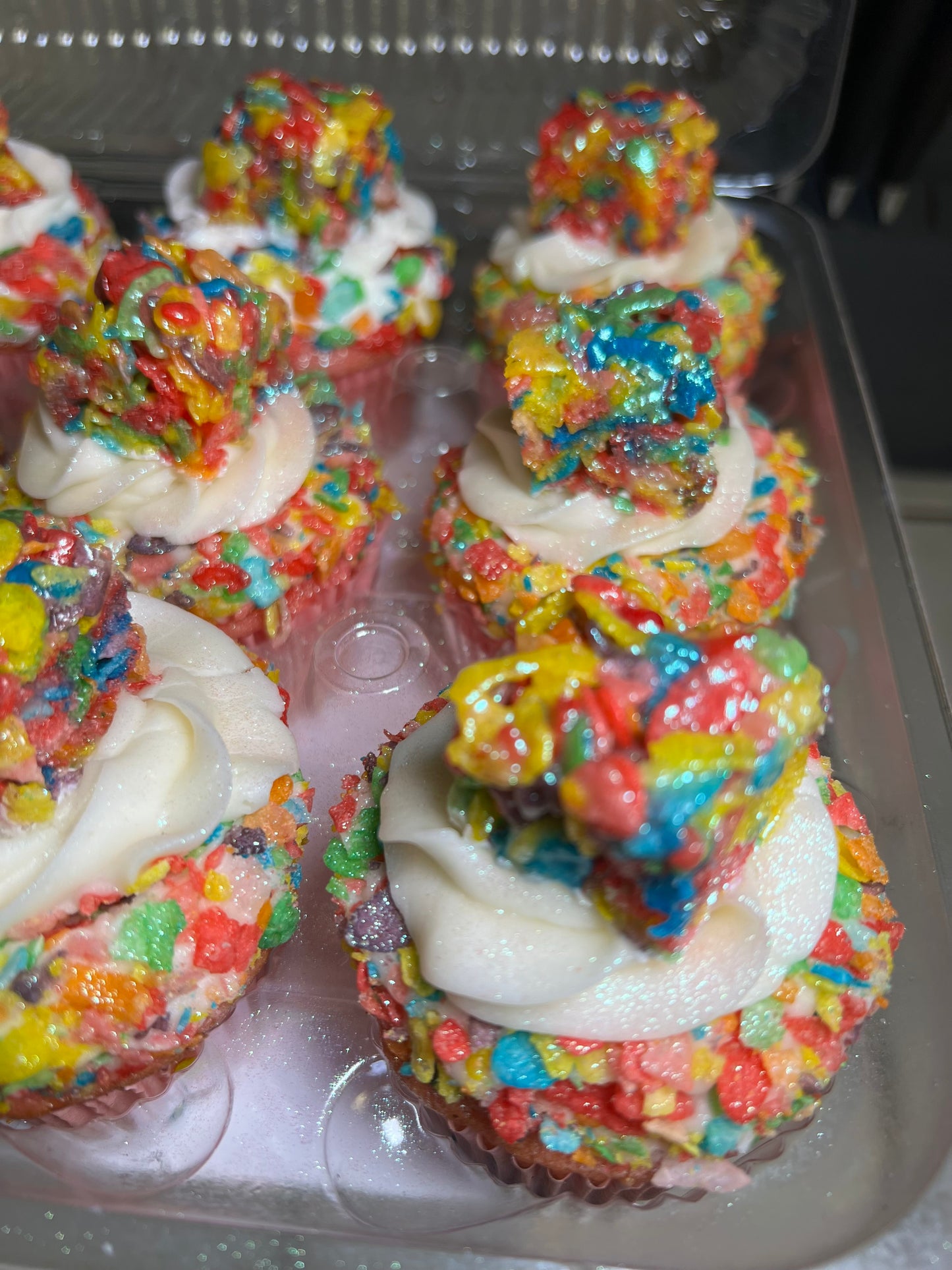Strawberry Fruity Pebble Cupcake (single)