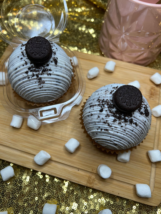 Cookies n’ Cream Cocoa Bomb